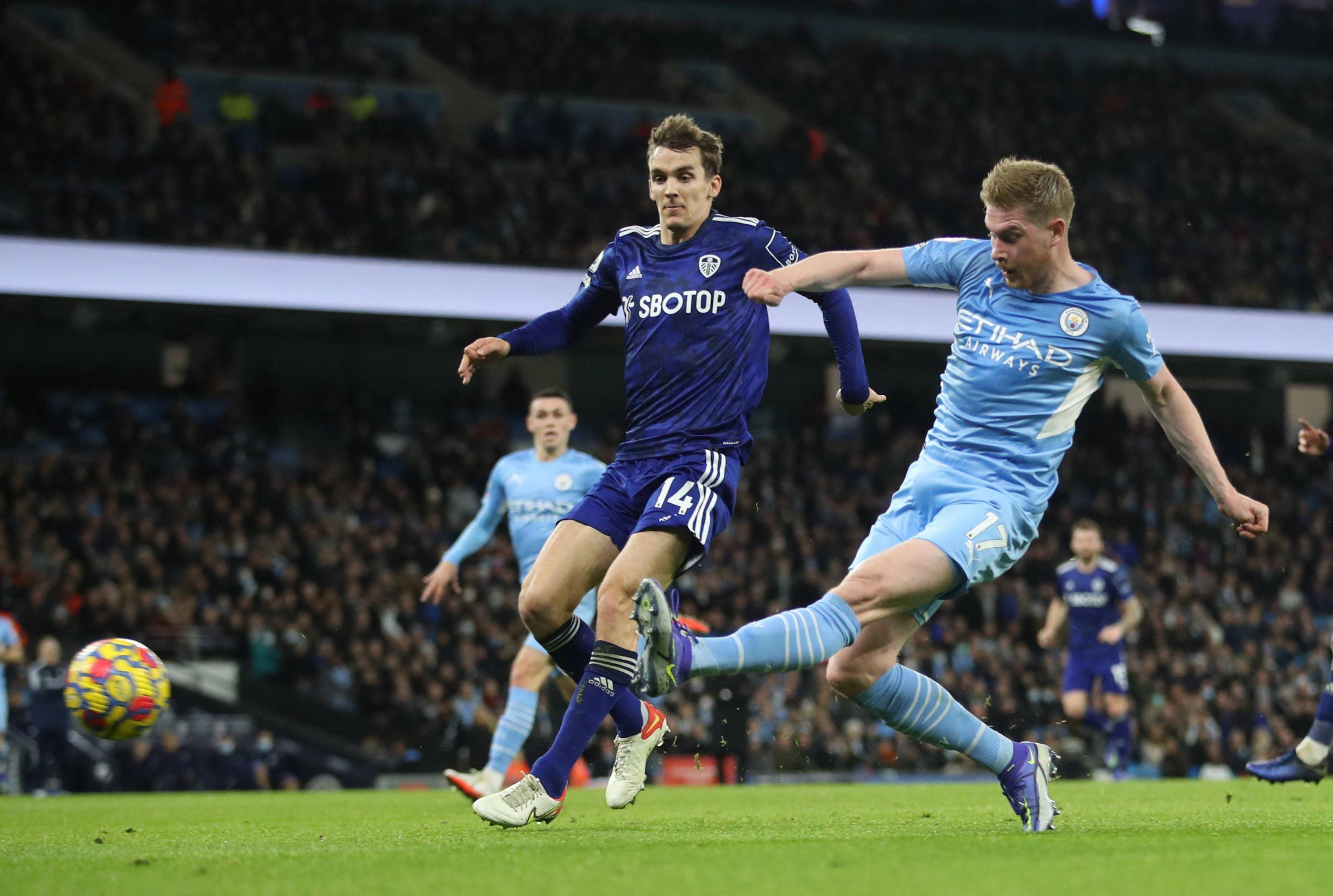 中超第8輪補賽上海海港5-0天津津門虎 奧斯卡上演助攻帽子戲法.